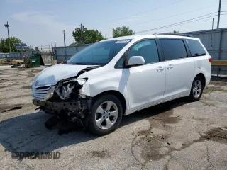 2017 Toyota Sienna LE Auto Access Seat with VIN 5TDKZ3DC9HS855602, listed as a Copart auction lot 60064425 with 104,619 mi miles and Salvage title. Bid and sale history available at DreamBid. Image 1.