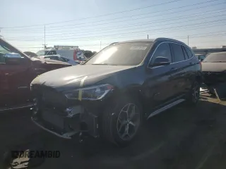 2017 BMW X1 xDrive28i z VIN WBXHT3C35H5F78049, wystawiony jako Copart lot #48861915 z przebiegiem 79 849 mil mil oraz Szkoda całkowita • Salvage title. Historia ofert i sprzedaży dostępna na DreamBid. Obrazek 1.