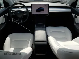 2022 Tesla Model Y Long Range z VIN 7SAYGDEE2NF433907, wystawiony jako Copart lot #54402215 z przebiegiem 44 765 mil mil oraz Szkody całkowita. Historia ofert i sprzedaży dostępna na DreamBid. Obrazek 8.