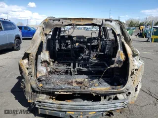 2024 Toyota Highlander LE with VIN 5TDKDRBH4RS558626, listed as a Copart auction lot 51089345 with 0 mi miles and Non Repairable. Bid and sale history available at carsss.com. Image 6.