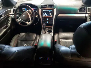 2014 Ford Explorer XLT z VIN 1FM5K7D80EGA23989, wystawiony jako Copart lot #56125425 z przebiegiem 222 734 mil mil oraz Szkoda całkowita • Salvage title. Historia ofert i sprzedaży dostępna na DreamBid. Obrazek 8.