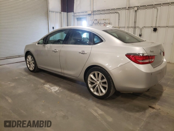 2015 Buick Verano Group z VIN 1G4PS5SK6F4139423, wystawiony jako Copart lot #56801885 z przebiegiem 120 654 mil mil oraz Czysty tytuł • Clean title. Historia ofert i sprzedaży dostępna na DreamBid. Obrazek 2.