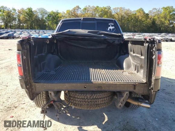 2012 Ford F-150 XL z VIN 1FTFW1CTXCFC23894, wystawiony jako Copart lot #50065675 z przebiegiem 201 671 mil mil oraz Szkody całkowita. Historia ofert i sprzedaży dostępna na DreamBid. Obrazek 6.