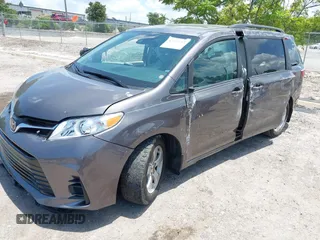 2020 Toyota Sienna LE Auto Access Seat with VIN 5TDKZ3DC9LS086866, listed as a IAAI auction lot 42353682 with 60,951 mi miles and . Bid and sale history available at DreamBid. Image 2.
