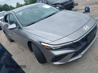 2024 Hyundai Elantra SEL с VIN KMHLM4DG1RU677138, выставлен на аукционе IAAI как лот 42788855 с пробегом 36 696 миль миль и . История ставок и продаж доступна на DreamBid. Изображение 1.