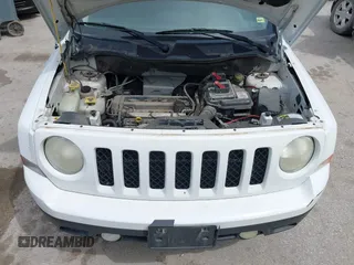 2014 Jeep Patriot Altitude with VIN 1C4NJPBA8ED504989, listed as a IAAI auction lot 42284403 with 196,922 mi miles and . Bid and sale history available at DreamBid. Image 10.