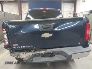 2008 Chevrolet Silverado 1500 1LT with VIN 2GCEC130481329542, listed as a IAAI auction lot 42002370 with 254,862 mi miles and . Bid and sale history available at DreamBid. Image 16.