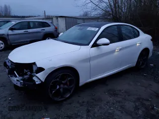 2018 Alfa Romeo Giulia Ti Sport with VIN ZARFAEEN4J7583261, listed as a Copart auction lot 43223165 with 38,129 mi miles and Salvage Title. Bid and sale history available at carsss.com. Image 1.