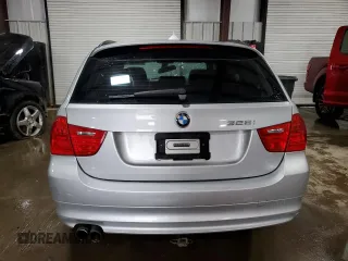 2011 BMW 3 Series 328i xDrive with VIN WBAUU3C56BA541692, listed as a Copart auction lot 44455995 with Not Provided miles and Salvage Title. Bid and sale history available at DreamBid. Image 6.