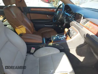 2009 Audi A8 L 4.2L with VIN WAUMV94E39N002352, listed as a IAAI auction lot 41443884 with 138,269 mi miles. Bid and sale history available at carsss.com. Image 5.