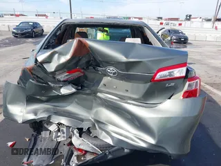 2014 Toyota Camry L with VIN 4T4BF1FK2ER404540, listed as a IAAI auction lot 40744025 with 1 mi miles. Bid and sale history available at carsss.com. Image 16.