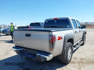 2005 Chevrolet Colorado 1SE LS Z71 z VIN 1GCDS136758256064, wystawiony jako IAAI lot #41847110 z przebiegiem 200 960 mil mil oraz . Historia ofert i sprzedaży dostępna na DreamBid. Obrazek 4.