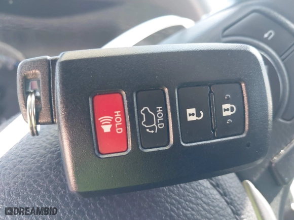 2017 Toyota RAV4 Limited with VIN 2T3DFREV8HW681735, listed as a IAAI auction lot 41864003 with 77,527 mi miles. Bid and sale history available at carsss.com. Image 11.