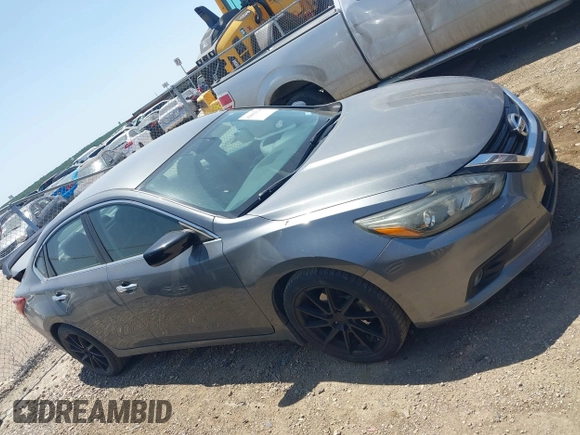 2017 Nissan Altima SV with VIN 1N4AL3AP3HC214621, listed as a IAAI auction lot 42002524 with 49,826 mi miles and . Bid and sale history available at carsss.com. Image 13.