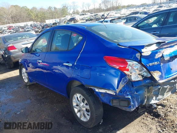 2016 Nissan Versa SV z VIN 3N1CN7AP9GL840460, wystawiony jako IAAI lot #41451719 z przebiegiem Nie podano mil oraz . Historia ofert i sprzedaży dostępna na DreamBid. Obrazek 14.