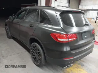 2017 Mercedes-Benz GLC 300 с VIN WDC0G4JB2HF165490, выставлен на аукционе IAAI как лот 42291062 с пробегом 128 363 миль миль и . История ставок и продаж доступна на DreamBid. Изображение 3.