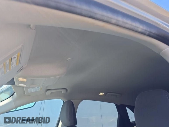 2022 Ford Escape SE z VIN 1FMCU0G60NUA61503, wystawiony jako IAAI lot #42036216 z przebiegiem 58 177 mil mil oraz . Historia ofert i sprzedaży dostępna na DreamBid. Obrazek 1.