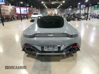 2020 Aston Martin Vantage z VIN SCFSMGAW6LGN03859, wystawiony jako Copart lot #52294204 z przebiegiem 47 486 mil mil oraz Szkoda całkowita • Salvage title. Historia ofert i sprzedaży dostępna na DreamBid. Obrazek 4.