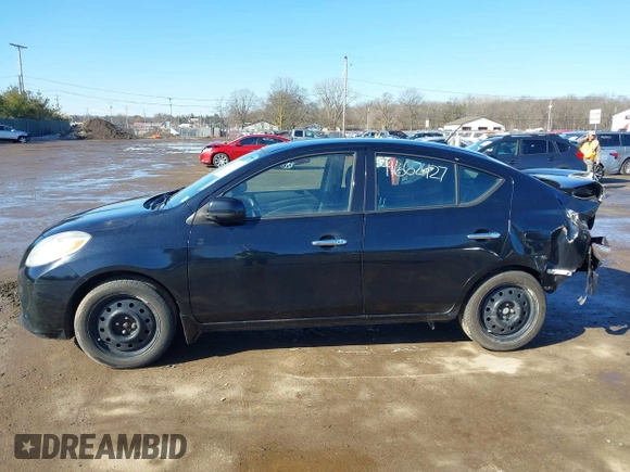 2014 Nissan Versa S Plus with VIN 3N1CN7AP3EL850527, listed as a IAAI auction lot 41662427 with 210,736 mi miles and . Bid and sale history available at DreamBid. Image 15.