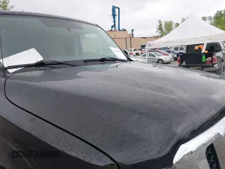 2020 Nissan NV 3500 HD SL z VIN 5BZAF0AA3LN851565, wystawiony jako IAAI lot #41874530 z przebiegiem 84 279 mil mil oraz . Historia ofert i sprzedaży dostępna na DreamBid. Obrazek 17.