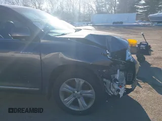 2012 Toyota Highlander Limited with VIN 5TDDK3EH3CS151170, listed as a IAAI auction lot 41710186 with 199,412 mi miles. Bid and sale history available at carsss.com. Image 17.