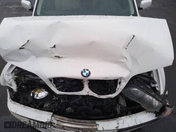 2004 BMW 3 Series 325i with VIN WBAAZ33464KP90177, listed as a Copart auction lot 81826404 with 85,494 mi miles and Salvage Title. Bid and sale history available at carsss.com. Image 11.