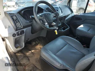 2017 Ford Transit z VIN 1FTYR2ZM2HKA16341, wystawiony jako Copart lot #45649195 z przebiegiem Nie podano mil oraz Szkoda całkowita • Salvage title. Historia ofert i sprzedaży dostępna na DreamBid. Obrazek 8.