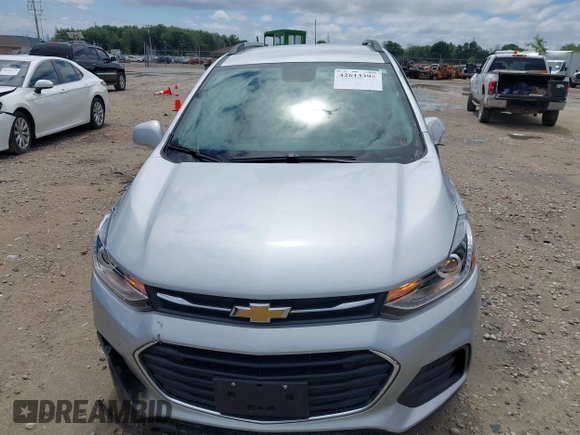2021 Chevrolet Trax LT with VIN KL7CJPSM5MB364683, listed as a IAAI auction lot 42613395 with 48,047 mi miles and . Bid and sale history available at DreamBid. Image 13.