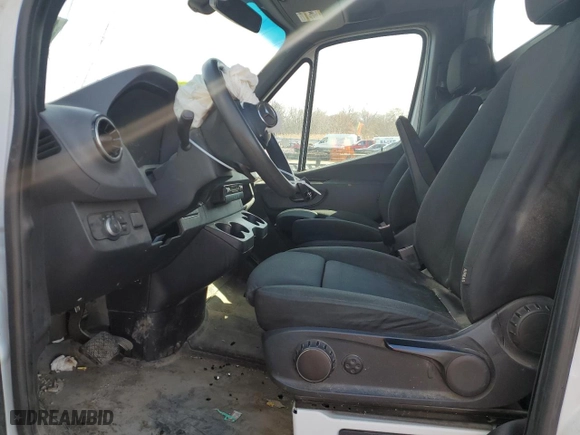 2019 Mercedes-Benz Sprinter Cargo Van with VIN WD3PF0CD5KP162982, listed as a Copart auction lot 50191745 with 0 mi miles and Salvage Title. Bid and sale history available at carsss.com. Image 7.