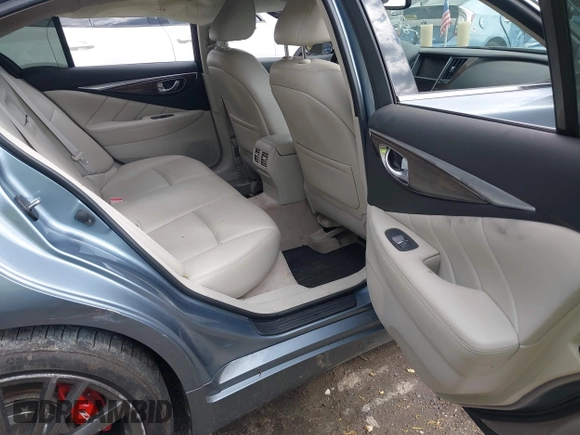2018 Infiniti Q50 3.0t LUXE with VIN JN1EV7AP1JM590220, listed as a IAAI auction lot 42049026 with 88,985 mi miles. Bid and sale history available at carsss.com. Image 8.