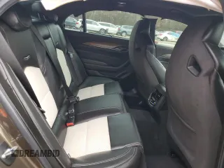 2019 Cadillac CTS-V z VIN 1G6A15S67K0135319, wystawiony jako Copart lot #85065274 z przebiegiem 20 747 mil mil oraz Szkody całkowita. Historia ofert i sprzedaży dostępna na DreamBid. Obrazek 10.