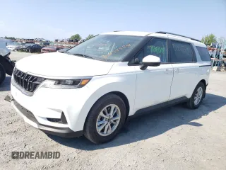 2024 Kia Carnival LX with VIN KNDNB5H34R6450188, listed as a Copart auction lot 79611194 with 5,382 mi miles and Salvage Title. Bid and sale history available at carsss.com. Image 1.