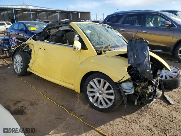 2008 Volkswagen New Beetle Convertible SE with VIN 3VWRG31Y18M407677, listed as a Copart auction lot 88534855 with 0 mi miles and Salvage Title. Bid and sale history available at carsss.com. Image 4.