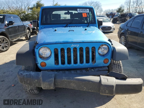 2009 Jeep Wrangler X with VIN 1J4FA24149L782816, listed as a Copart auction lot 42495835 with Not Provided miles and Salvage Title. Bid and sale history available at DreamBid. Image 5.