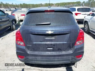 2018 Chevrolet Trax LS with VIN 3GNCJKSB9JL150575, listed as a IAAI auction lot 41693776 with 71,483 mi miles. Bid and sale history available at carsss.com. Image 16.