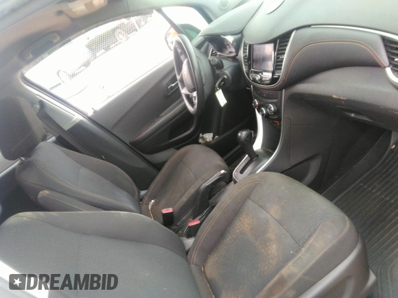 2021 Chevrolet Trax LS with VIN KL7CJKSB3MB332543, listed as a IAAI auction lot 42091395 with 64,579 mi miles and . Bid and sale history available at DreamBid. Image 5.