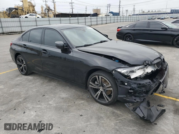 2023 BMW 3 Series 330i z VIN 3MW69FF05P8D51932, wystawiony jako Copart lot #54539205 z przebiegiem Nie podano mil oraz Szkoda całkowita • Salvage title. Historia ofert i sprzedaży dostępna na DreamBid. Obrazek 4.