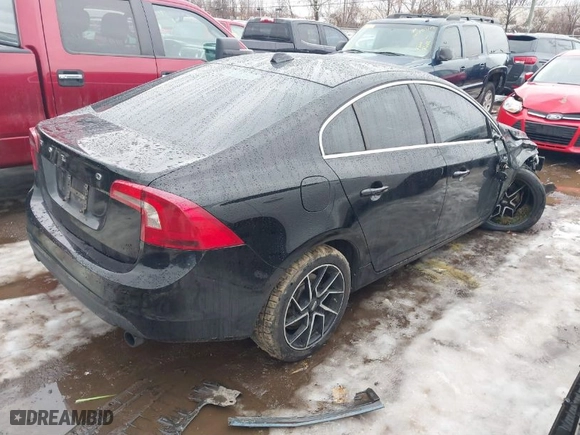 2013 Volvo S60 T5 with VIN YV1612FH9D2175741, listed as a IAAI auction lot 41324252 with NaN miles. Bid and sale history available at carsss.com. Image 4.