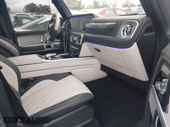 2023 Mercedes-Benz G 550 with VIN W1NYC6BJ7PX487615, listed as a IAAI auction lot 41657886 with 8,978 mi miles and . Bid and sale history available at DreamBid. Image 5.