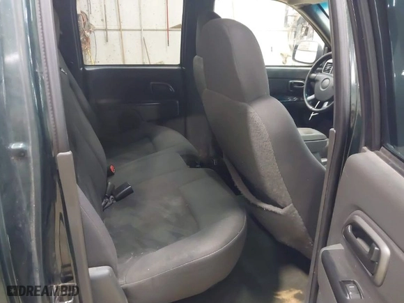 2005 Chevrolet Colorado 1SF LS Z71 with VIN 1GCDT136158105430, listed as a IAAI auction lot 42014837 with 229,009 mi miles. Bid and sale history available at carsss.com. Image 8.