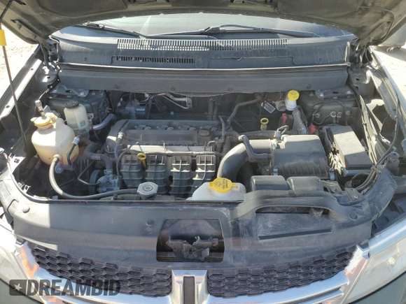 2017 Dodge Journey SE with VIN 3C4PDCAB6HT637705, listed as a Copart auction lot 48400265 with 145,398 mi miles and Salvage Title. Bid and sale history available at DreamBid. Image 12.
