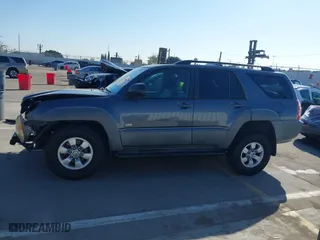 2003 Toyota 4Runner SR5 with VIN JTEZU14R238001341, listed as a IAAI auction lot 41670928 with 212,723 mi miles. Bid and sale history available at carsss.com. Image 15.