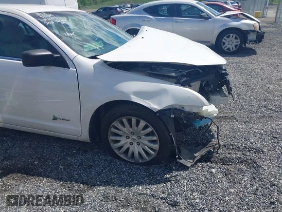 2011 Ford Fusion Hybrid with VIN 3FADP0L37BR264635, listed as a IAAI auction lot 42204672 with 147,326 mi miles and . Bid and sale history available at DreamBid. Image 6.
