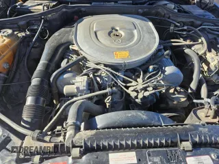 1985 Mercedes-Benz 500 with VIN WDBCA37D3FA170312, listed as a Copart auction lot 84864774 with 132,617 mi miles and Clean Title. Bid and sale history available at carsss.com. Image 7.