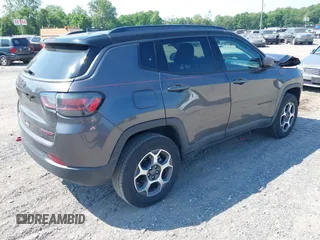 2022 Jeep Compass Trailhawk with VIN 3C4NJDDB9NT160748, listed as a IAAI auction lot 42589269 with 53,092 mi miles and . Bid and sale history available at DreamBid. Image 4.
