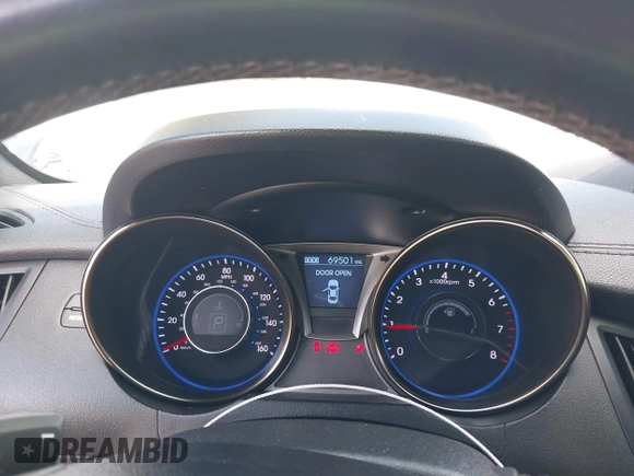 2013 Hyundai Genesis Coupe 2.0T z VIN KMHHT6KD1DU090198, wystawiony jako IAAI lot #42297169 z przebiegiem 69 501 mil mil oraz . Historia ofert i sprzedaży dostępna na DreamBid. Obrazek 7.