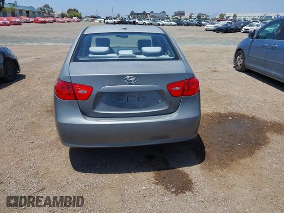 2008 Hyundai Elantra GLS z VIN KMHDU46D38U428605, wystawiony jako IAAI lot #42475285 z przebiegiem 192 634 mil mil oraz . Historia ofert i sprzedaży dostępna na DreamBid. Obrazek 17.
