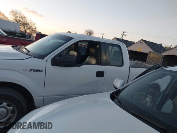 2013 Ford F-150 XL with VIN 1FTFX1CF0DKF21158, listed as a IAAI auction lot 41830271 with 311,990 mi miles and . Bid and sale history available at DreamBid. Image 14.
