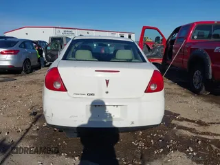 2007 Pontiac G6 1SV Value Leader with VIN 1G2ZF58B174212339, listed as a IAAI auction lot 41607039 with 144,836 mi miles. Bid and sale history available at carsss.com. Image 16.