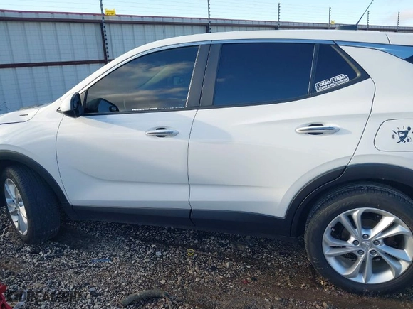 2022 Buick Encore GX Preferred with VIN KL4MMBS20NB125814, listed as a IAAI auction lot 41128300 with NaN miles. Bid and sale history available at carsss.com. Image 15.